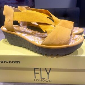 Fly London Strappy Mustard Sandals EU 37